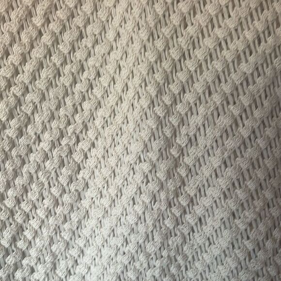 Adorable crochet top - Picture 2 of 5